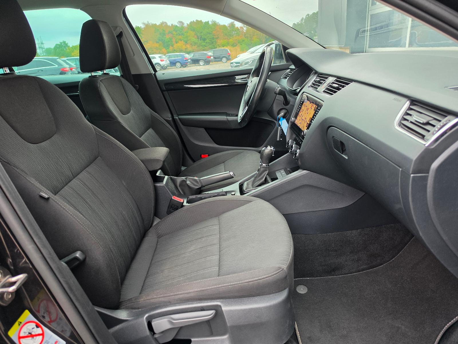 Skoda Octavia 2.0 DSG TÜV Neu/Scheckh./190 PS/LED
