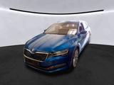 Skoda Superb Combi Premium Edition*19Zoll*360*AHK*COLU - Skoda Superb: Edition