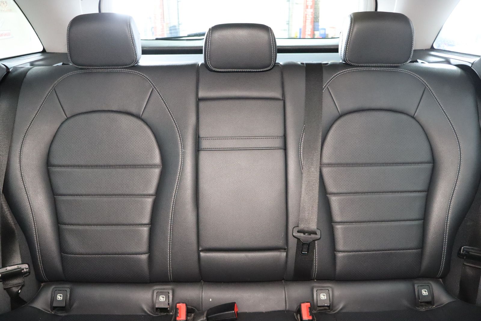 Fahrzeugabbildung Mercedes-Benz GLC 250 d 4Matic Navi * ILS * Sitzhzg