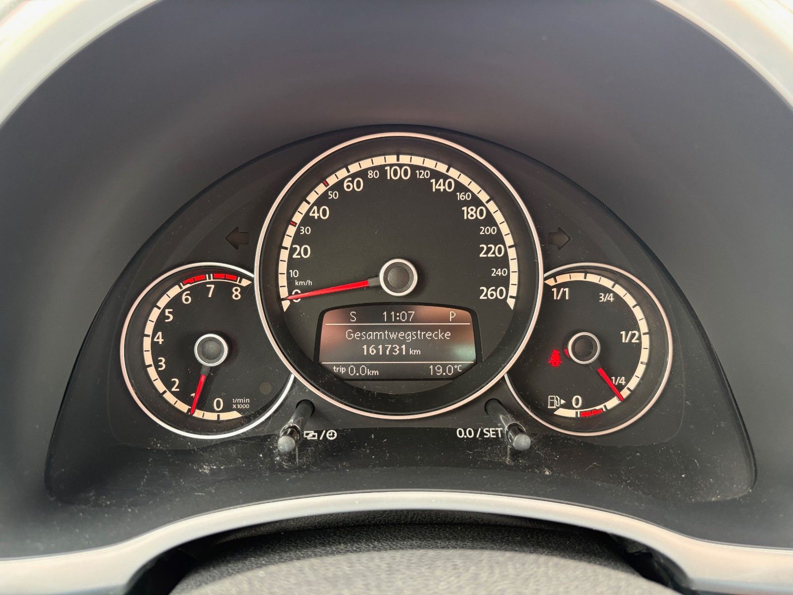 Fahrzeugabbildung Volkswagen Beetle 2.0 TSI DSG SPORT Navi Pano Xenon 147 kW
