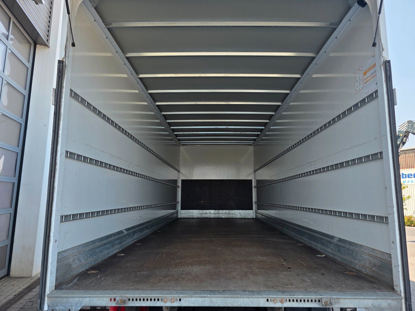 Fahrzeugabbildung Mercedes-Benz Atego 1224 LBW Bär 1.500kg Klima 3 Sitze