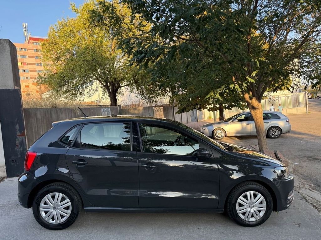 Image of Volkswagen Polo