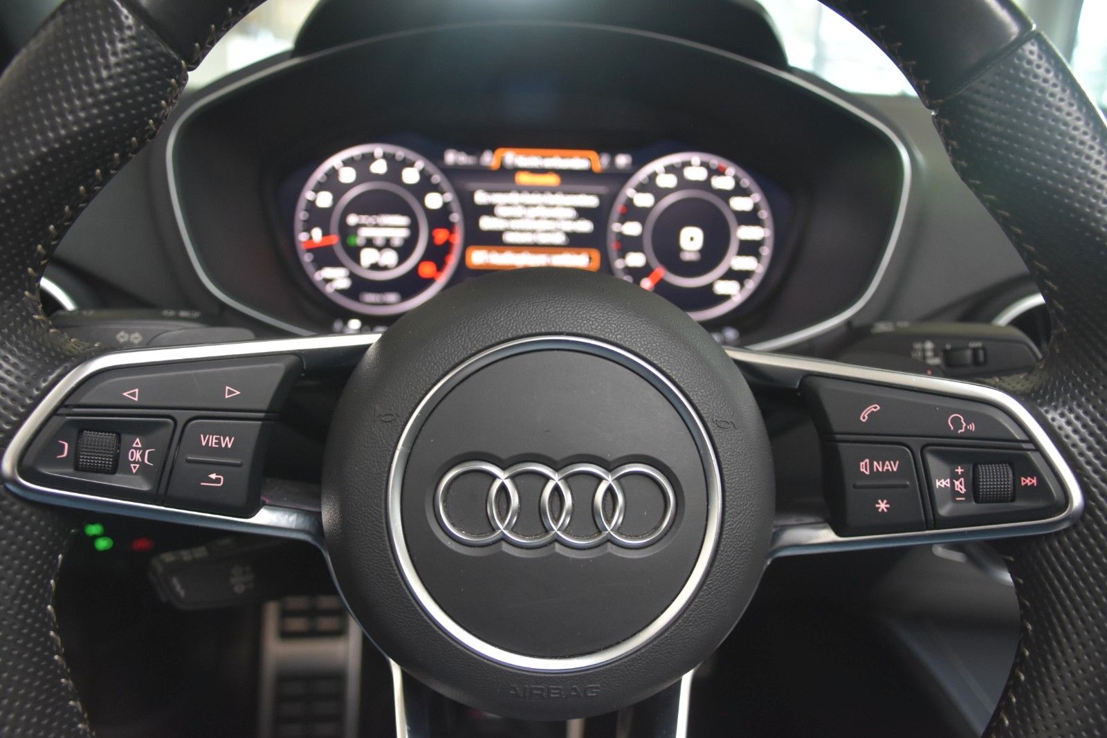 Audi TT 2.0 TFSI Quattro S-Line DSG LED Navi B&O PDC foto 24