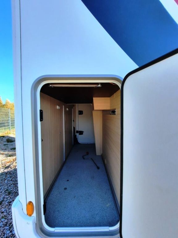 Fahrzeugabbildung Bürstner Ixeo IT 680 G HÄNDLER UND GEWERBE!