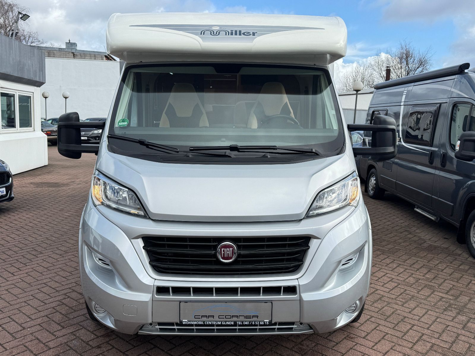 Vehicle image Miller TORONTO FIAT DUCATO SOLAR 2X TV SAT LUFTFEDER