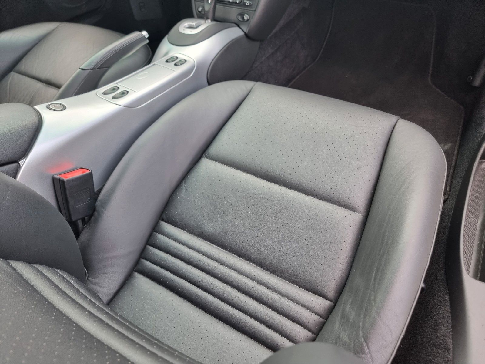 Fahrzeugabbildung Porsche 996 Carrera 4S/Orig. Km/Erstlack/Sensationell!