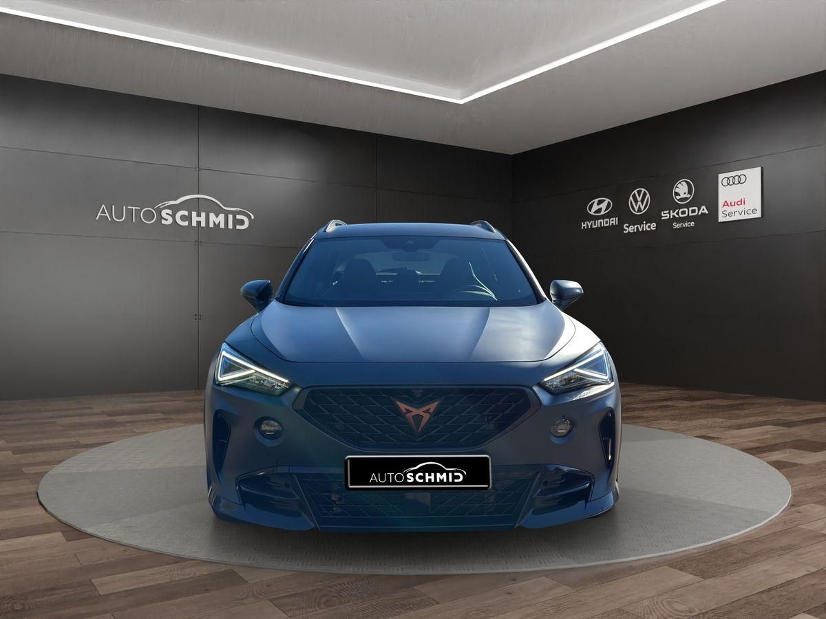 Formentor VZ5 4Drive 2.5 TSI Carbon NAVI LED APP