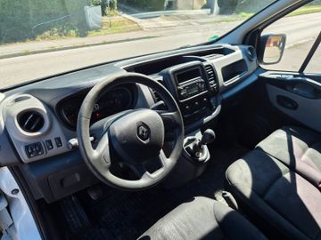 Renault Trafic - 9
