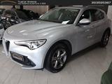 Alfa Romeo Stelvio Executive 2.2 #10872 - silberne Alfa Romeo Stelvio