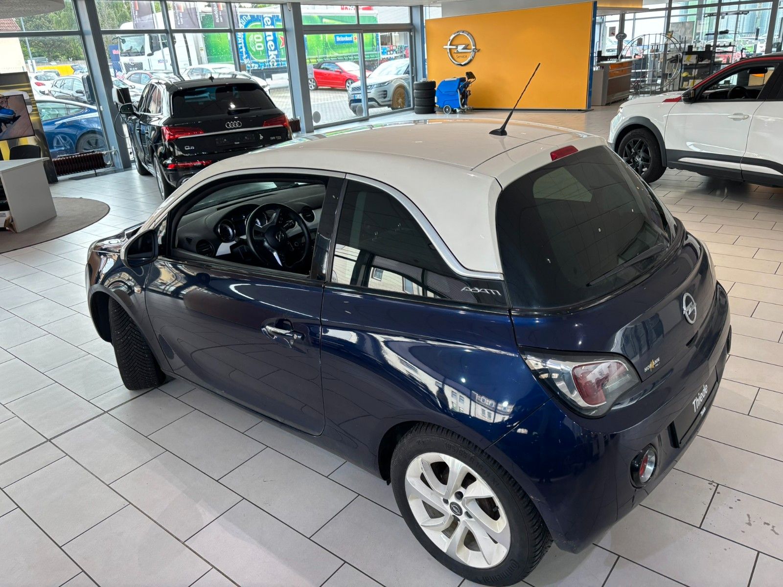 Fahrzeugabbildung Opel Adam Jam 1.2 SHZ/ALU16/LHZ/BT/KLIMA/ALLWETTER