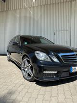 Mercedes-Benz E63 AMG T-Modell - Mercedes-Benz E 63 AMG aus 2011