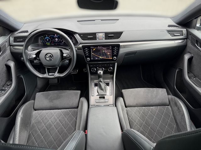 Superb Combi 1.4 TSI Hybrid Sportline iV 360°KAM