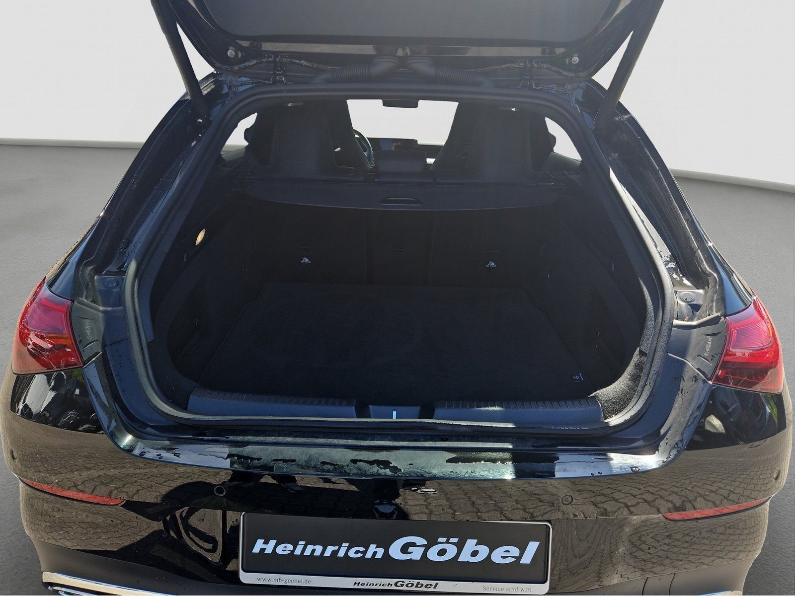 Fahrzeugabbildung Mercedes-Benz CLA 200 AMG Line Edition (EURO 6d)