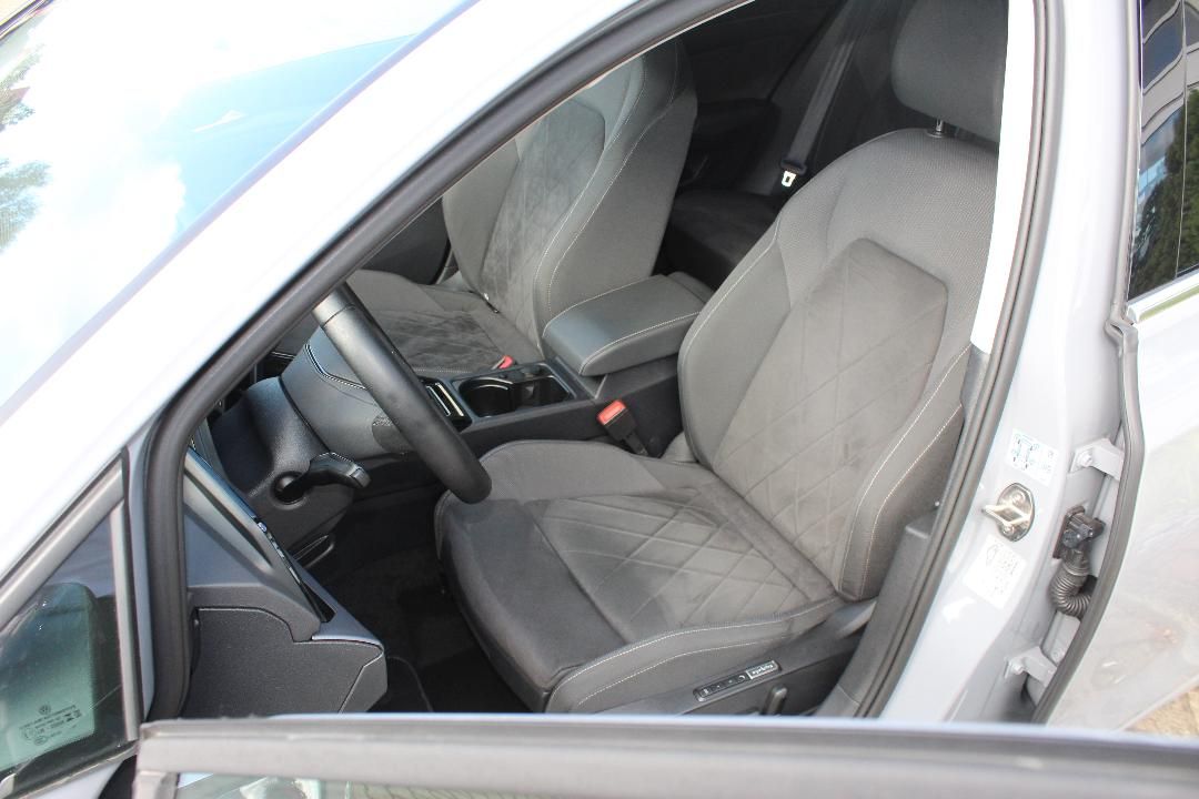 Volkswagen Golf Style VIII 1.5 TSI el. Memory Sitze RFK Nav foto 5