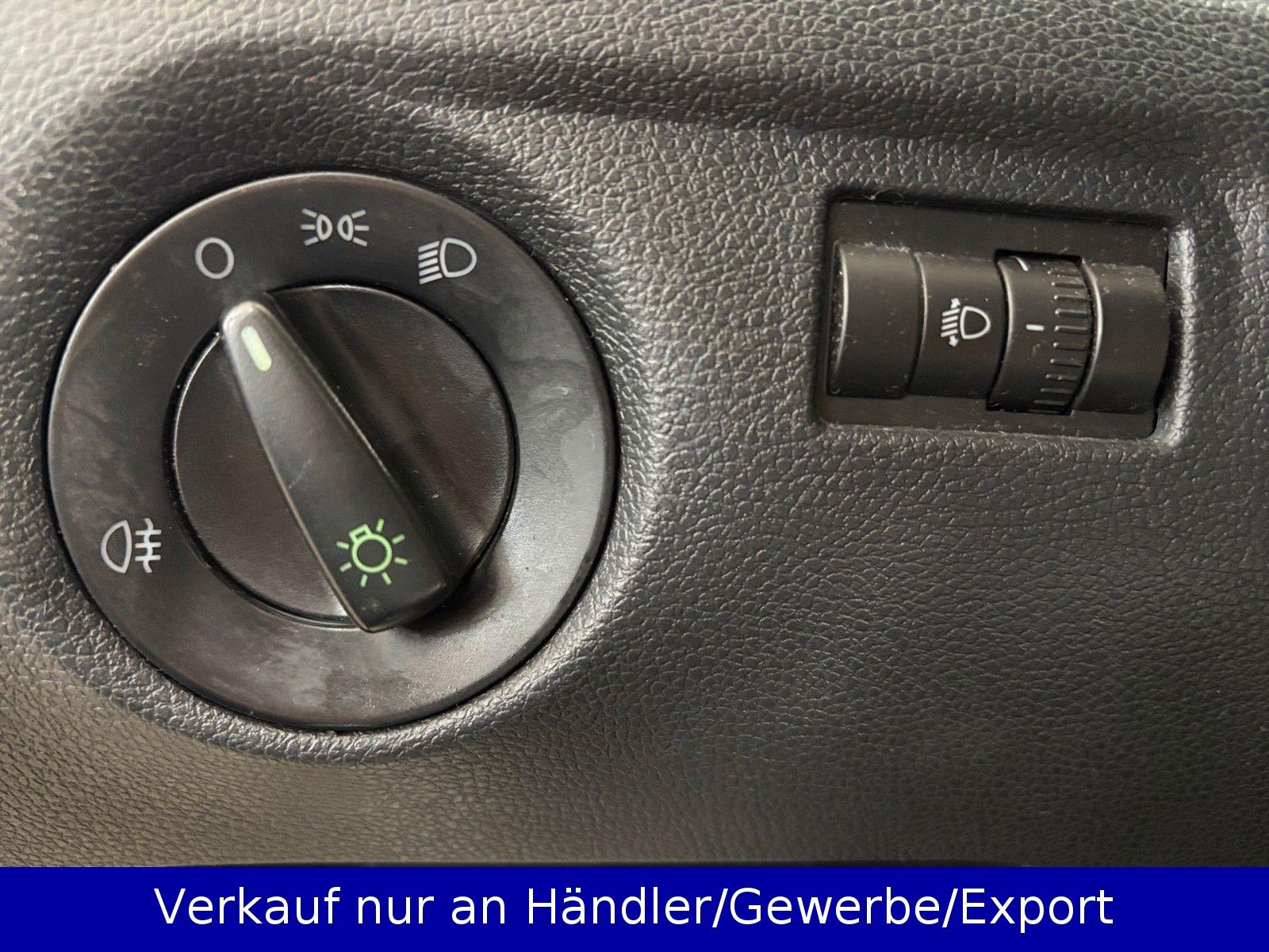 Skoda Fabia 2010 — photo 15