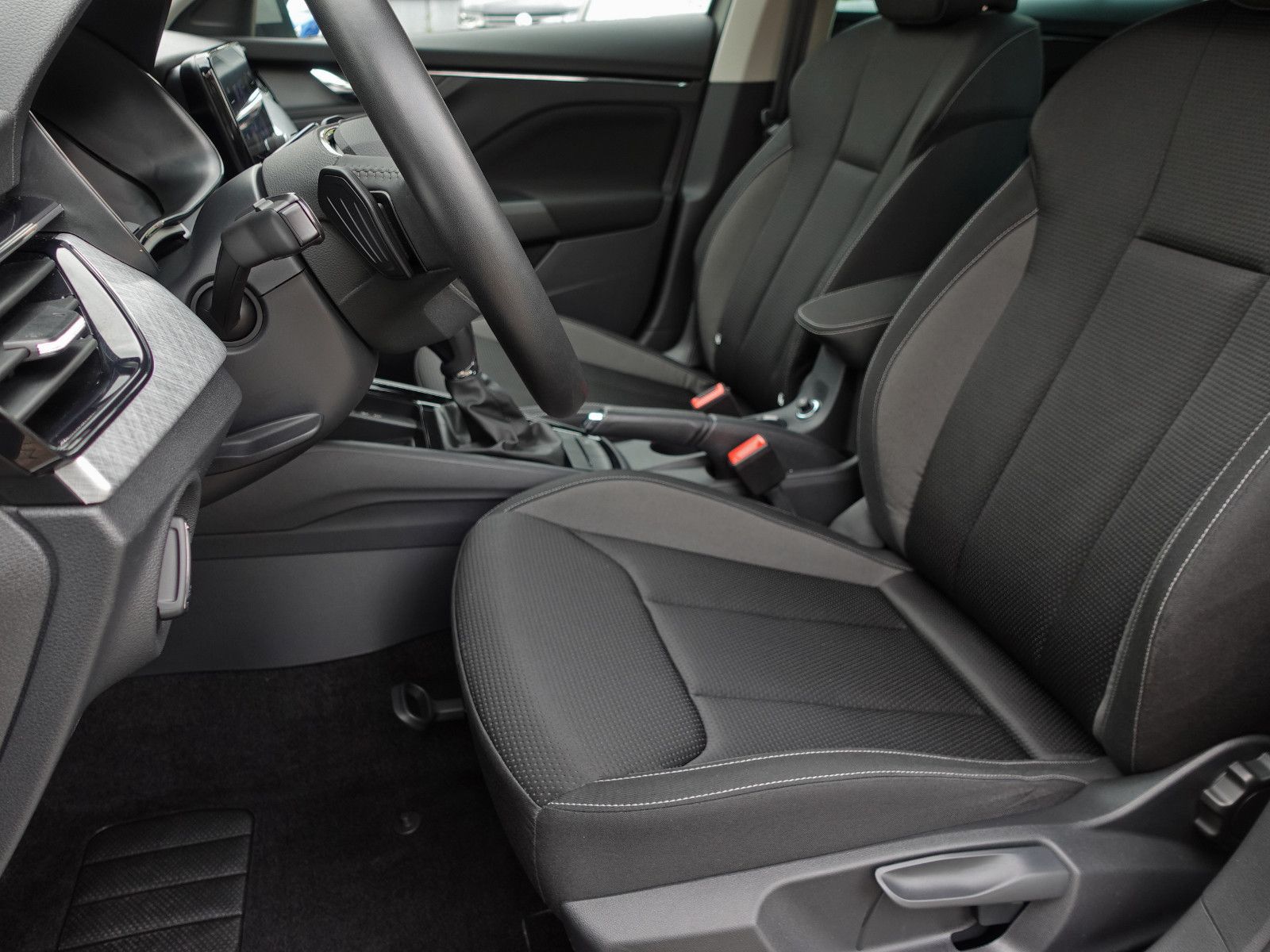 Fahrzeugabbildung SKODA Scala 1.5 TSI DSG TOUR SmartLink RFK AHK