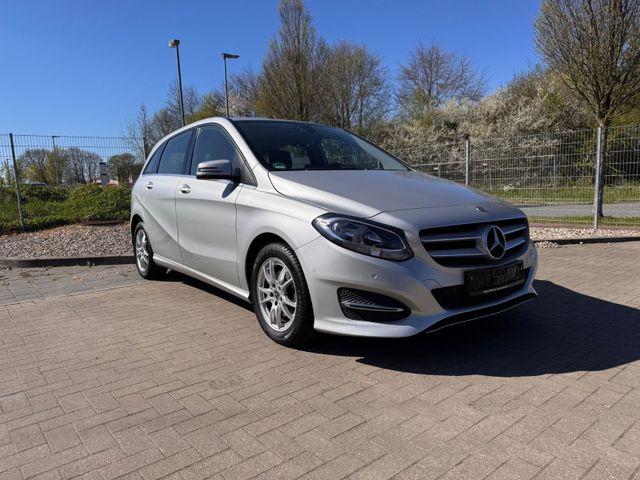 MERCEDES-BENZ B 180 Urban Modellpflege 7G Navi SHZ PDC Tempo 