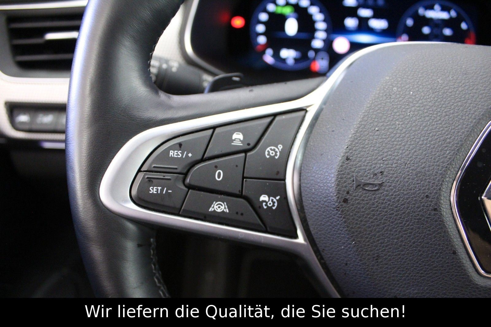 Fahrzeugabbildung Renault Arkana Mild Hybrid 140 EDC Techno