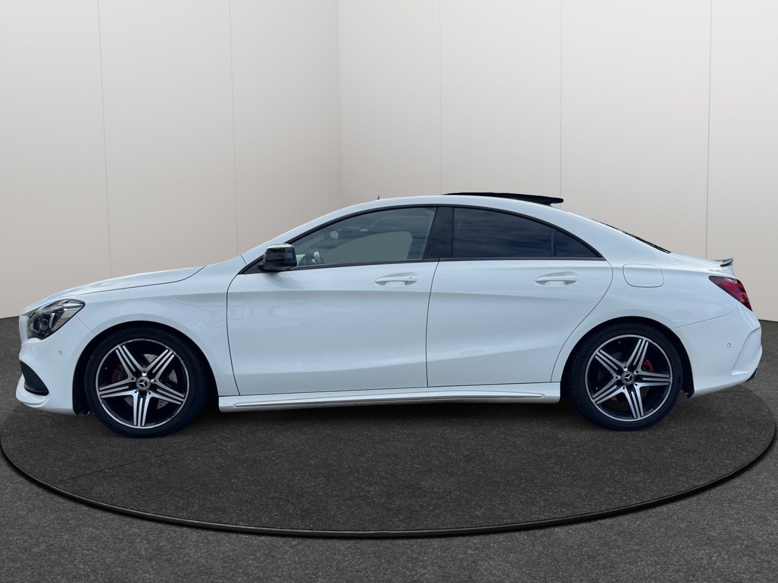 Fahrzeugabbildung Mercedes-Benz CLA 250 4Matic Sport AMG-Line Vollausstattung