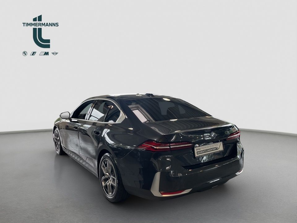 BMW 530e Navi Tempom.aktiv Panoramadach Bluetooth foto 4