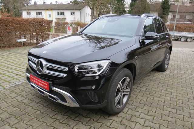 Mercedes-Benz GLC 300 de 4Matic PANO*Distronic*Leder*LED*AHK*