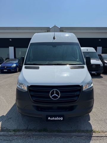 MERCEDES-BENZ Mercedes-benz Sprinter F39/33 311 CDI FWD TA Fur