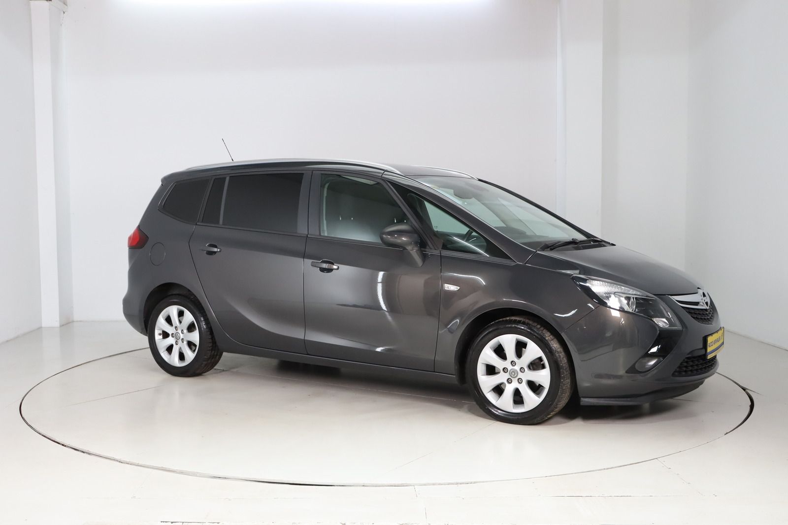 Fahrzeugabbildung Opel Zafira Tourer 1.4 Turbo Style * Sitzhzg. * PDC *