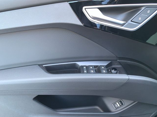 Q4 e-tron 45 QUATTRO S LINE AHK+KAMERA+AR HUD+WP