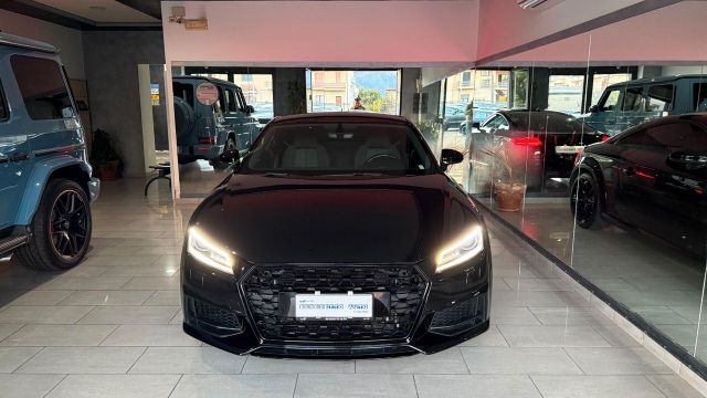 Audi AUDI TT 2.0 TDI 184 TOTAL BLACK