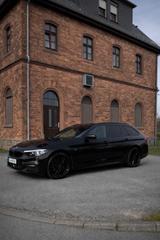 BMW 530i Touring (G31) M Sport, TÜV neu, CarPlay - BMW 530 Gebrauchtwagen in Frankfurt