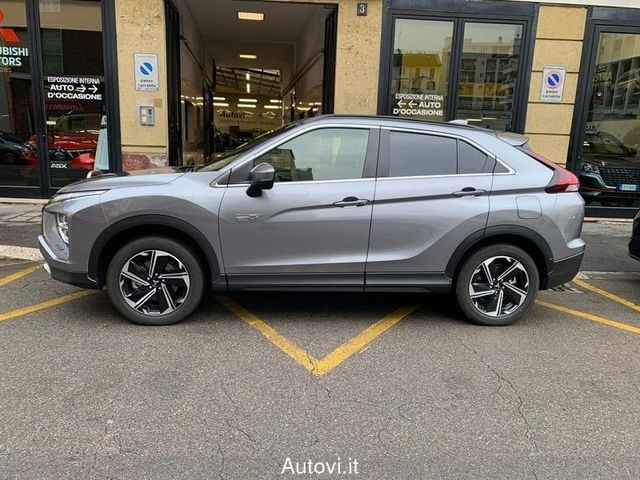 Jiný Mitsubishi Eclipse Cross 2.4 MIVEC 4WD PHEV Inst