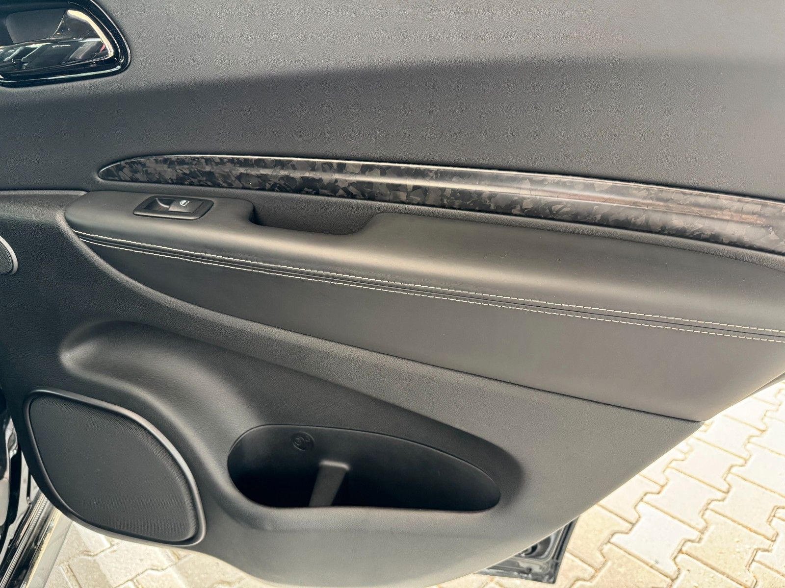 Fahrzeugabbildung Dodge Durango SRT Hellcat 6,2l Hemi Deutsche 1.Hand