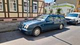 Mercedes-Benz Mercedes S210 E280 Automatik - gebrauchte Mercedes-Benz E 280 aus dem Jahr 1998