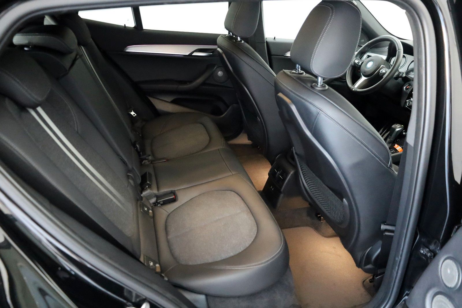 Fahrzeugabbildung BMW X2 xDrive25e M Sport,T.Leder,Navi,LED,Kamera,H&K