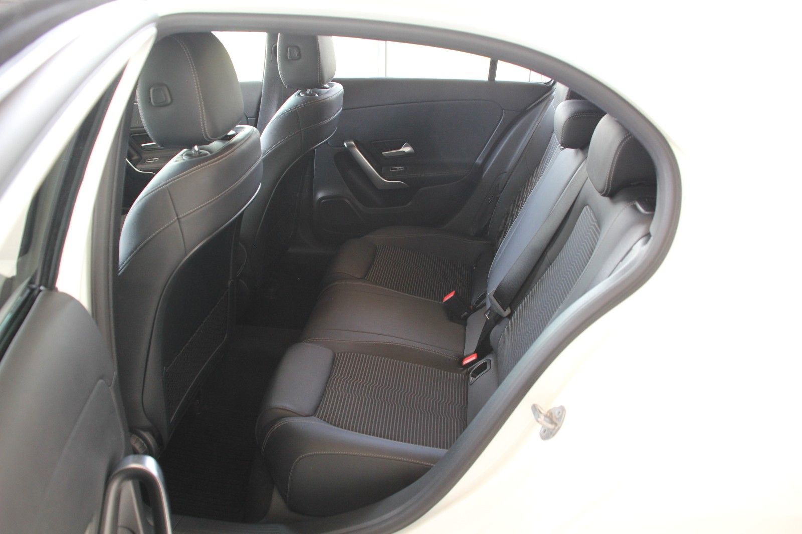 Fahrzeugabbildung Mercedes-Benz A 200 Progressive