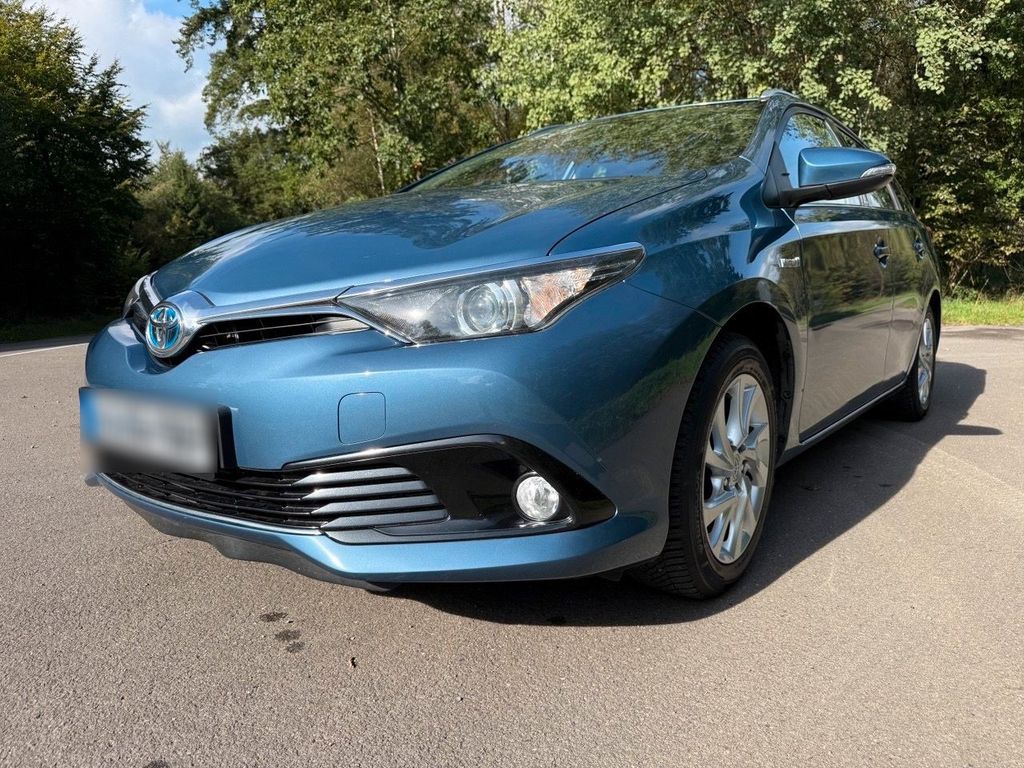 Image of Toyota Auris Touring Sports