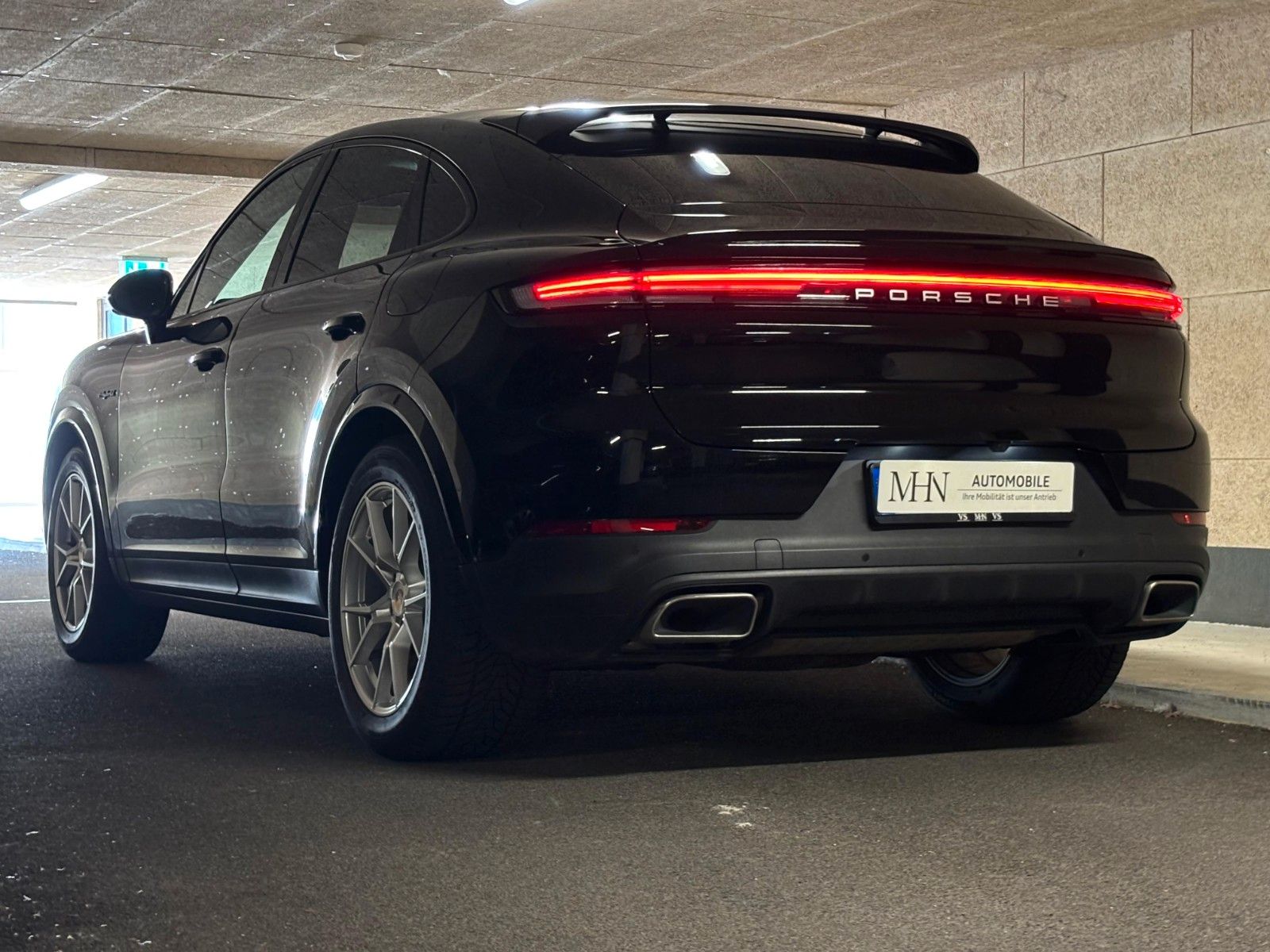 Porsche Cayenne Coupe E-Hybrid PANO foto 4