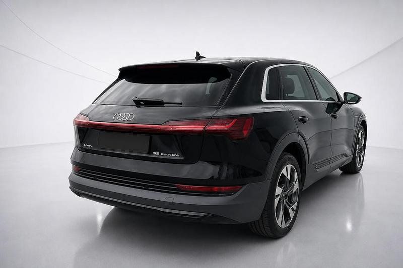 Audi e-tron 55 Quattro 95 kWh ACC/HeadUp/Matrix imagem 3
