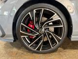 Volkswagen Golf VIII Lim. GTI 2.0TSI DSG/LEDER/PANO/CAM/19" - Volkswagen: T