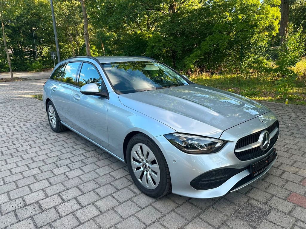 Image of Mercedes-Benz C 200