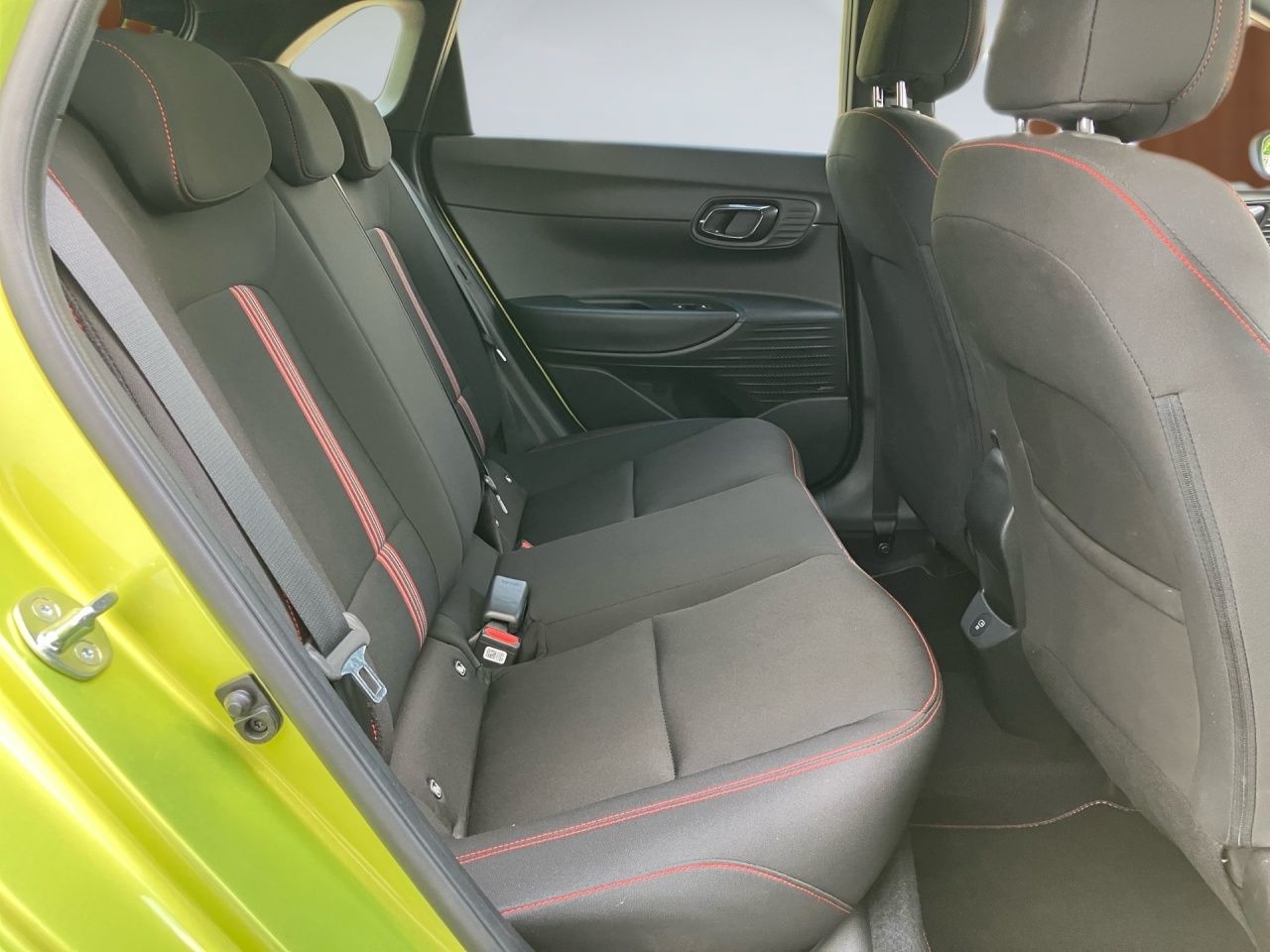 Fahrzeugabbildung Hyundai i20 N-LINE *Assistenzpaket, Smartpaket, Dachlack
