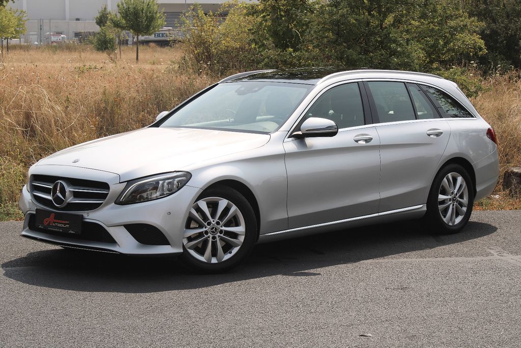Image of Mercedes-Benz C 220