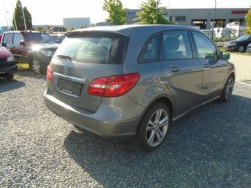 Mercedes B 180 - 5