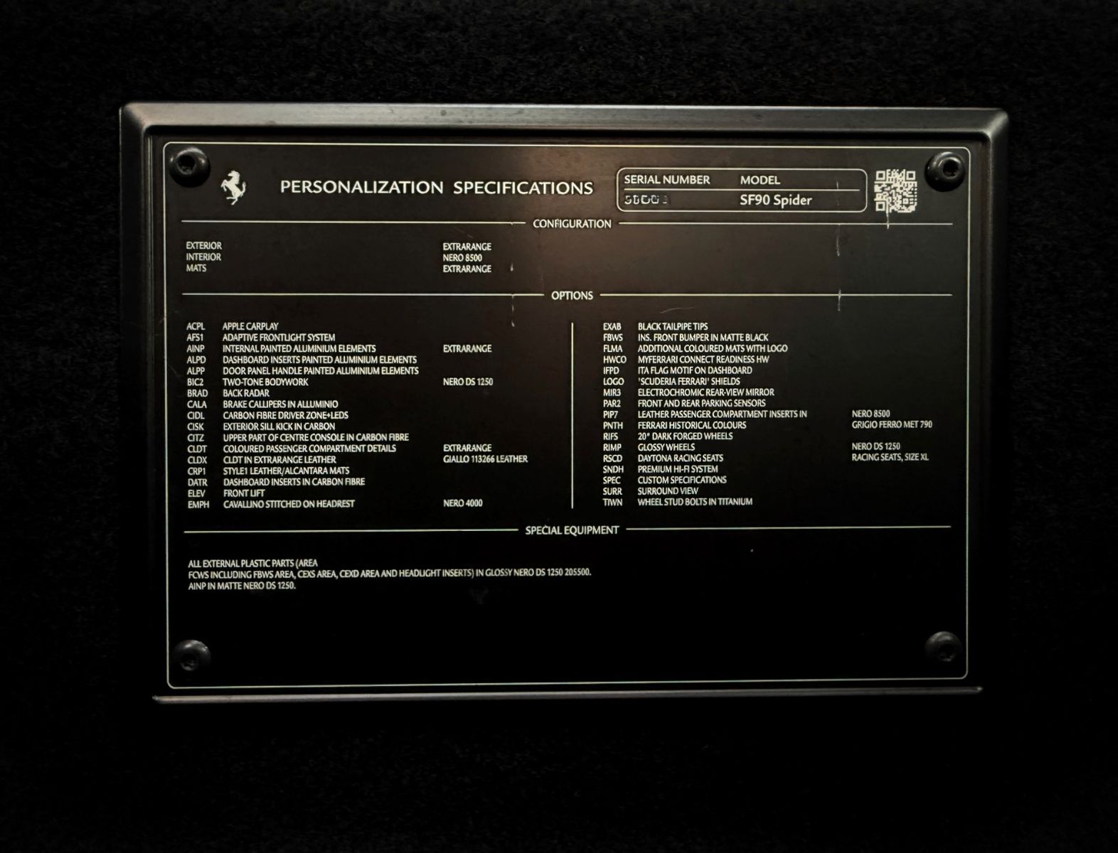 Fahrzeugabbildung Ferrari SF90 + Grigio Ferro + 2.257 km + Lift + Daytona