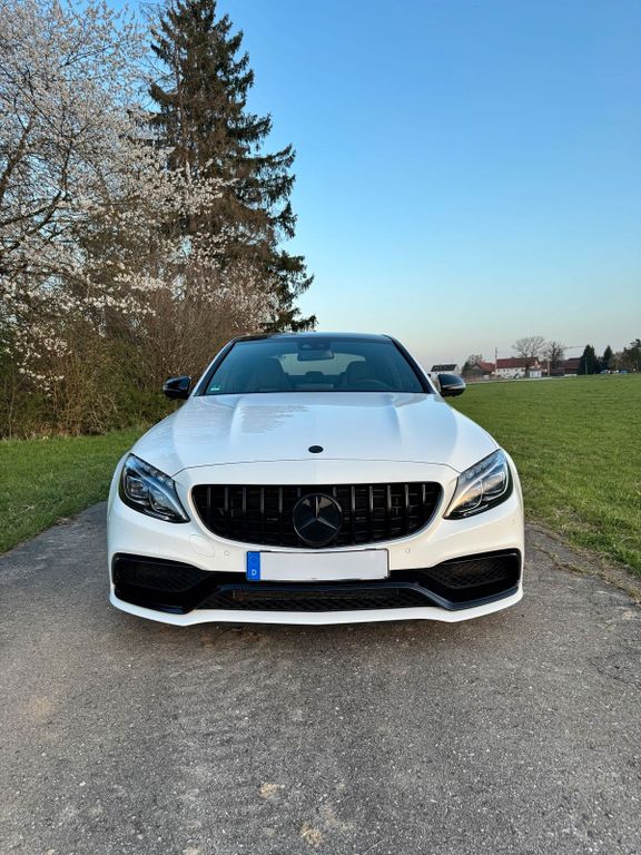Image of Mercedes-Benz C 63 AMG
