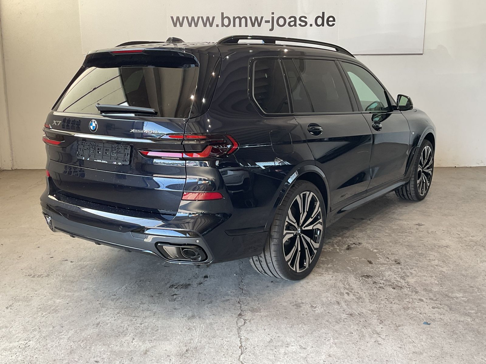 Fahrzeugabbildung BMW X7 xDrive40d Sitzbelüftung, H&K Hifi, AHK DAB