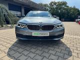BMW 520d Touring Autom.*HEAD UP*SURROUND VIEW* - BMW 5er Reihe aus 2018