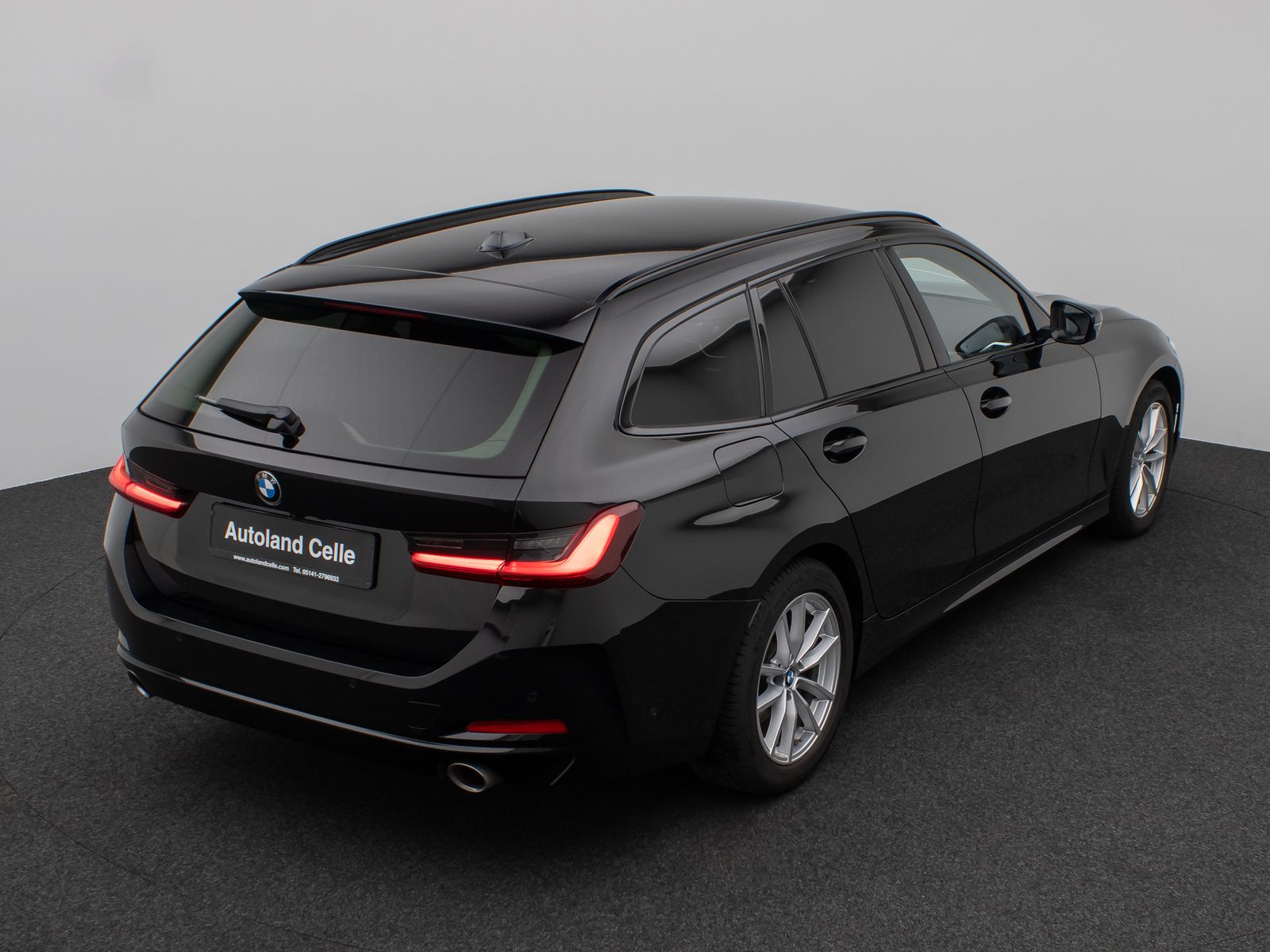 Fahrzeugabbildung BMW 318i Kamera DAB HiFi Widscreen DrivAssist Alarm