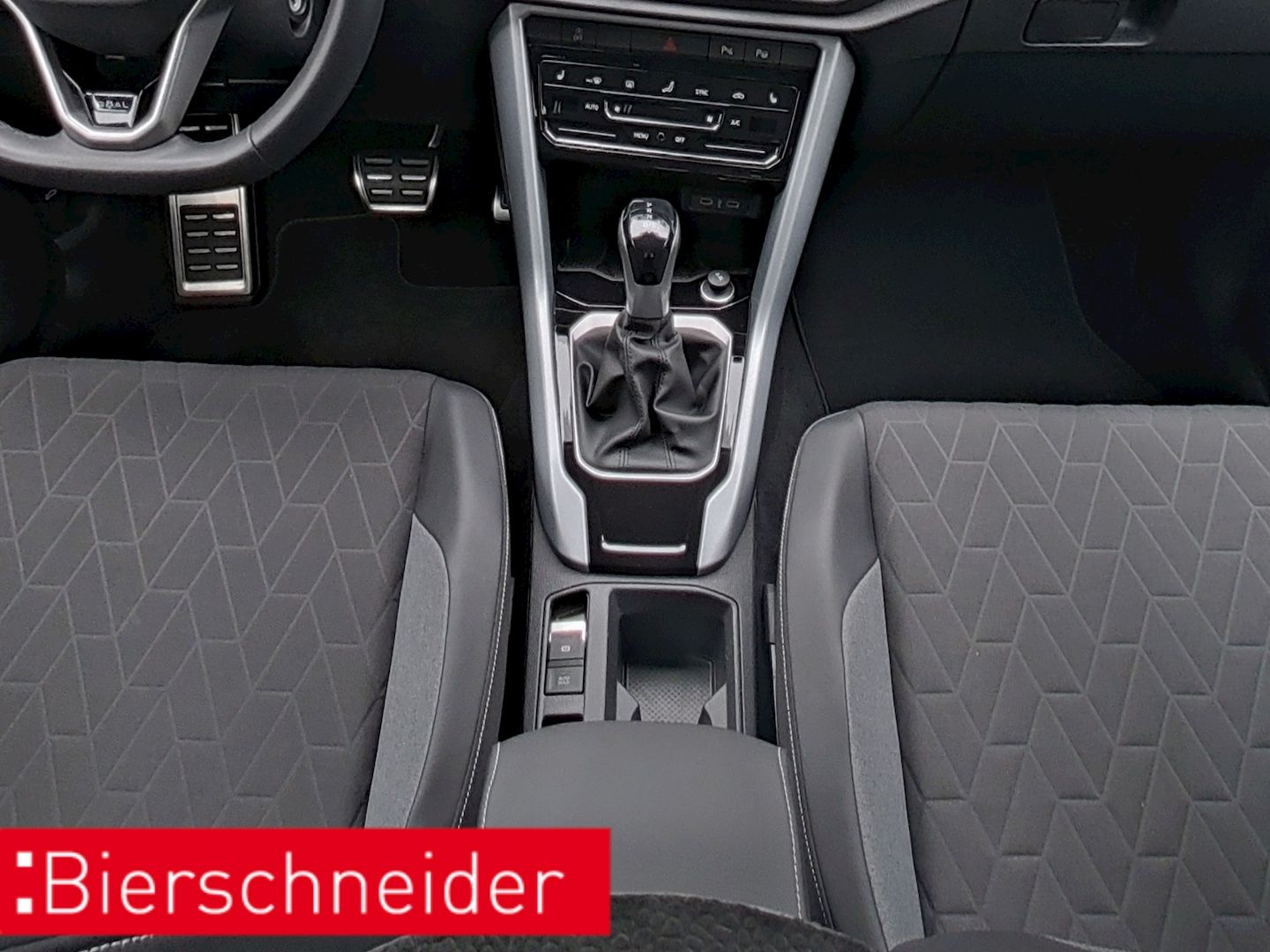 Volkswagen T-Roc - Bild 16