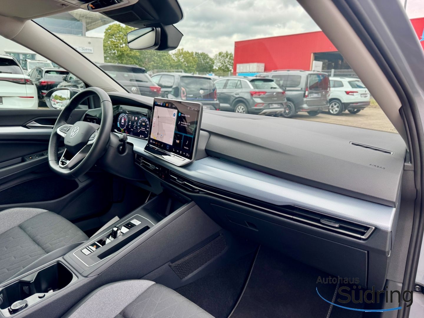 Golf 1,5 eTSI Energy DSG AHK Navi ACC Rückfahrk.